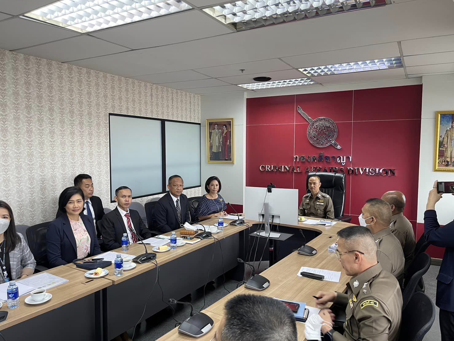 พล.ต.ท.ไตรรงค์ ผิวพรรณ ผบช.กมค. เป็นประธานการประชุมบูรณาการความร่วมมือเพื่อป้องกันการกระทำความผิดซ้ำ จากผู้กระทำความผิดคดีทางเพศหรือที่ใช้ความรุนแรง