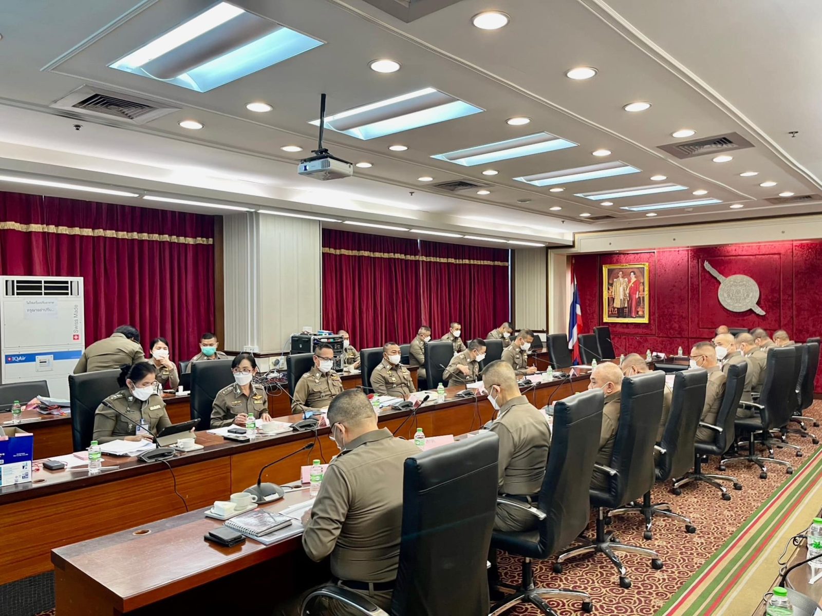 พล.ต.ต.พรชัย ขจรกลิ่น รอง ผบช.กมค. ประชุมคณะทำงานเพื่อรองรับการปฎิบัติตาม พ.ร.บ. หลักเกณฑ์การจัดทำร่างกฏหมายและการประเมินผลสัมฤทธิ์ของกฎหมาย พ.ศ.2562 ครั้งที่ 3/2565