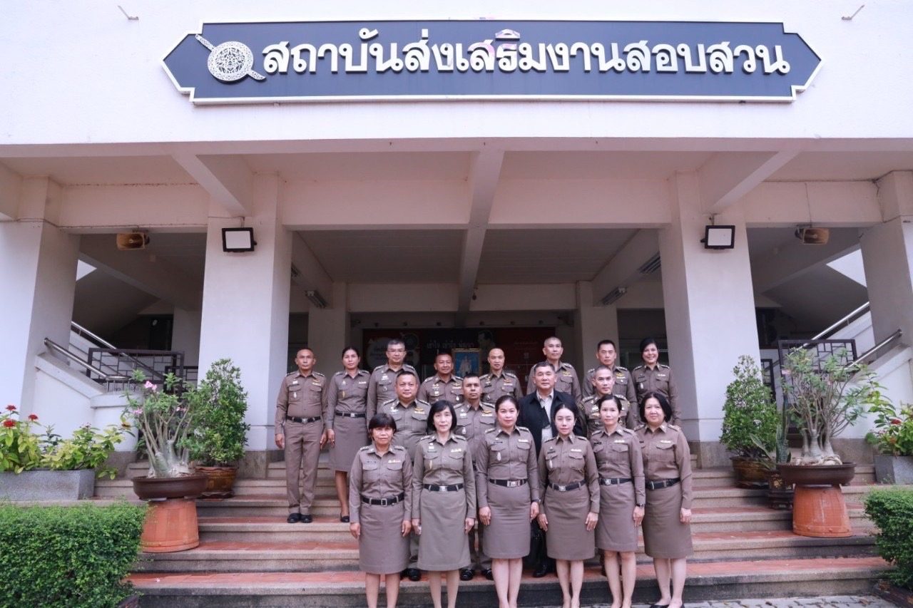 พล.ต.ท.ไตรรงค์ ผิวพรรณ ผบช.กมค. เป็นประธานการประชุมมอบนโยบายการบริหารราชการของ สำนักงานกฎหมายและคดี ให้กับข้าราชการตำรวจสังกัด สบส.